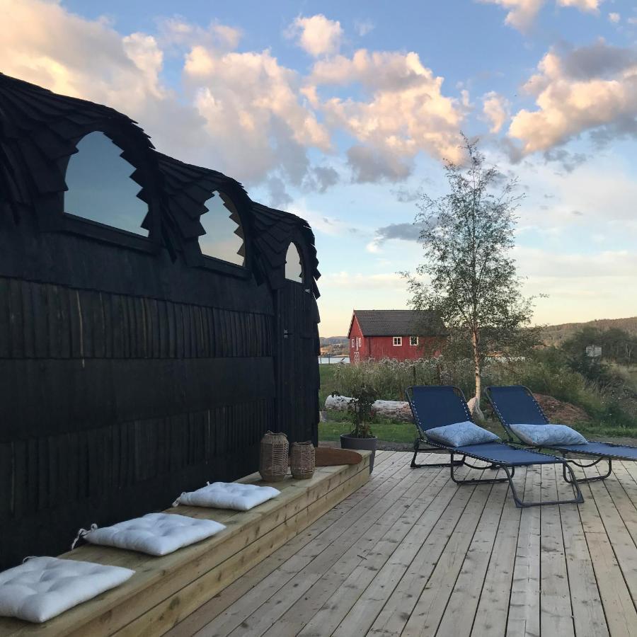Straumen  Saga, Et Unikt, Sjarmerende Badehotell Med Fa Rom, Sauna Og Badebrygge - Inderoy מראה חיצוני תמונה