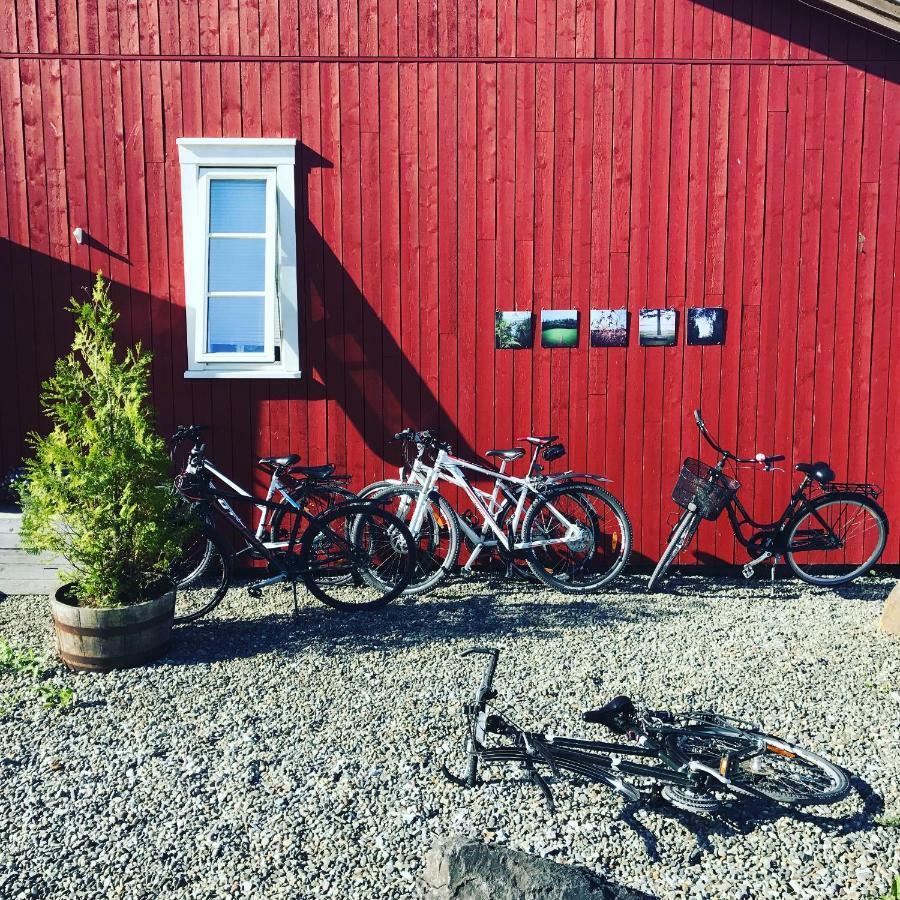 Straumen  Saga, Et Unikt, Sjarmerende Badehotell Med Fa Rom, Sauna Og Badebrygge - Inderoy מראה חיצוני תמונה